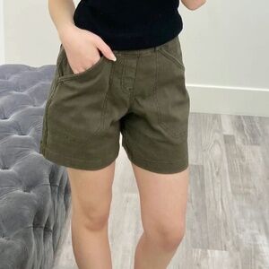 Spanx 6" Twill Short Pine